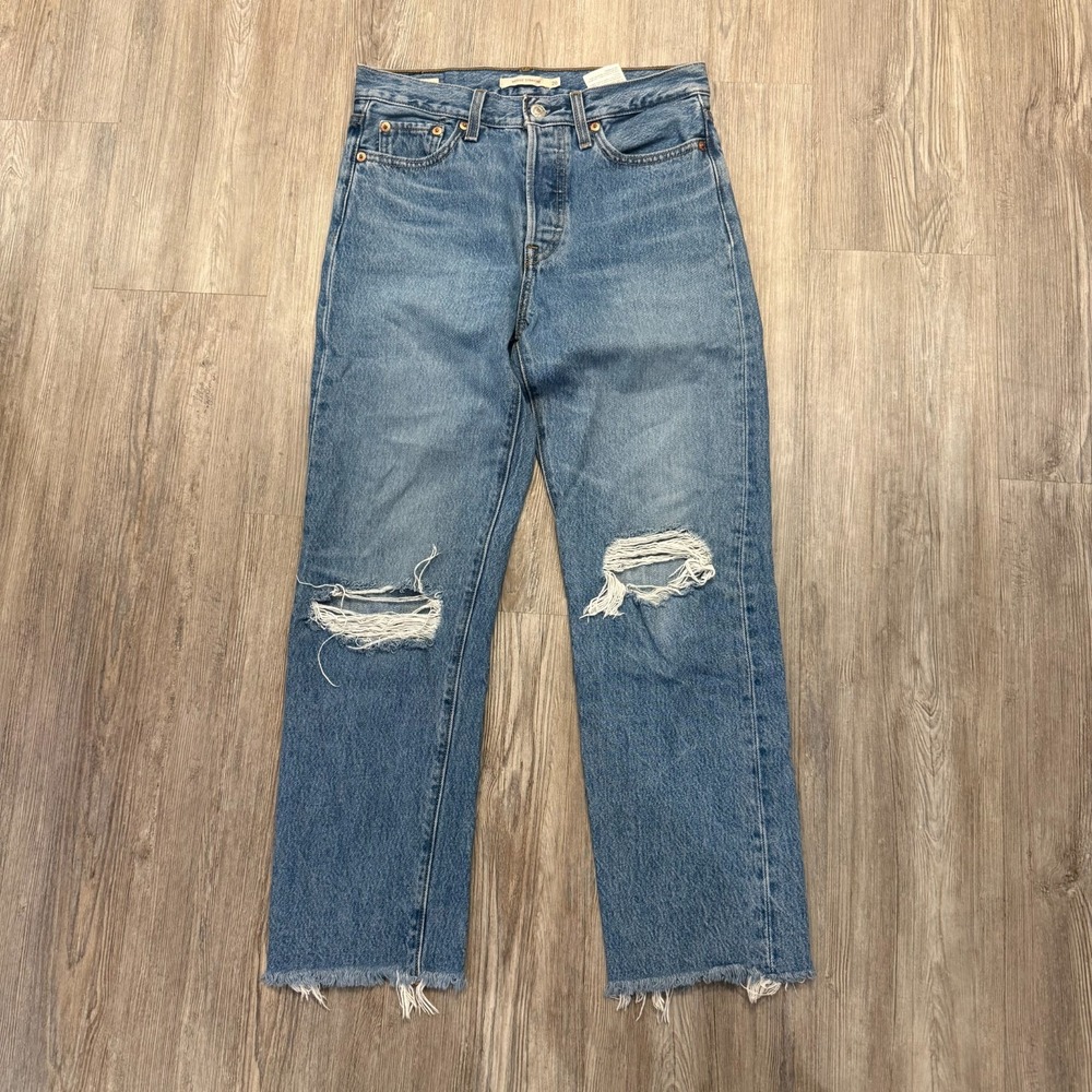 Levis Womens 26 Premium Wedgie Straight Ripped Jeans